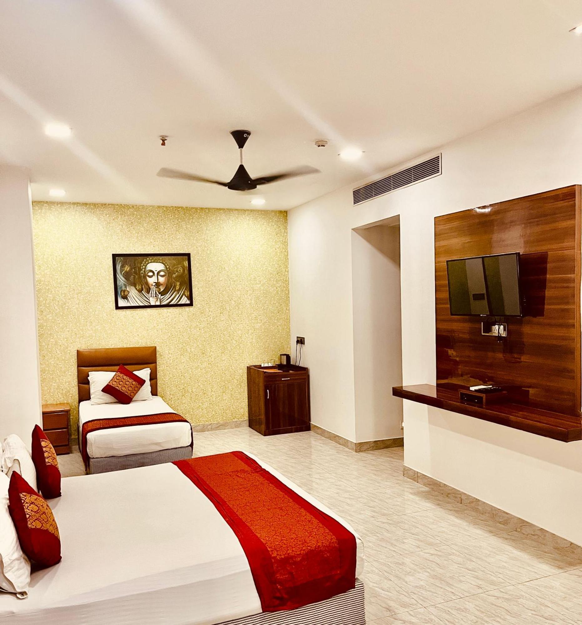 Amora Rooms Dwarka Neu-Delhi Exterior foto